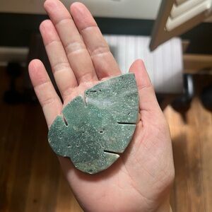 Green Jasper Leaf-Shaped Stone Decor